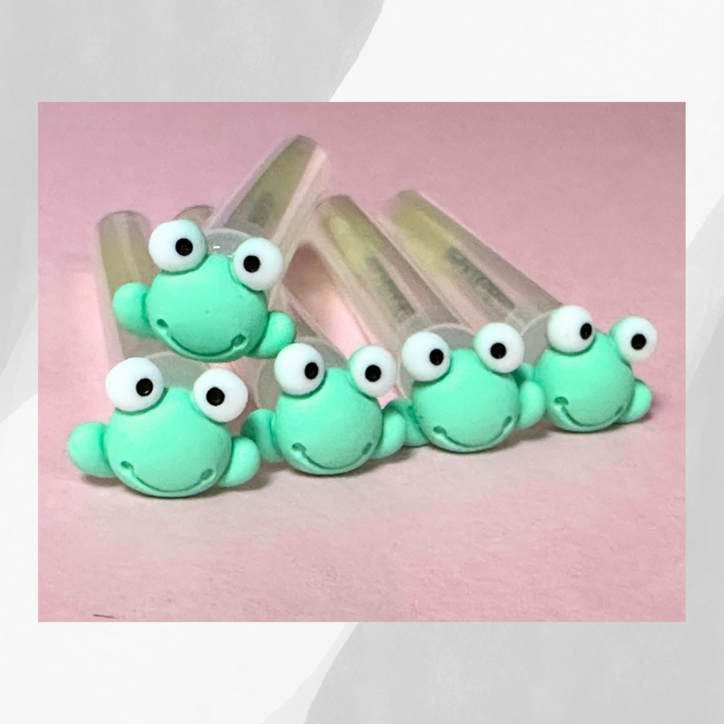 Lash Extension Spoolie Brush with Cover  - cute smiley frogs