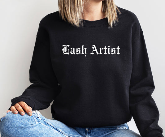 sweatshirt or t-shirt - Lash artist