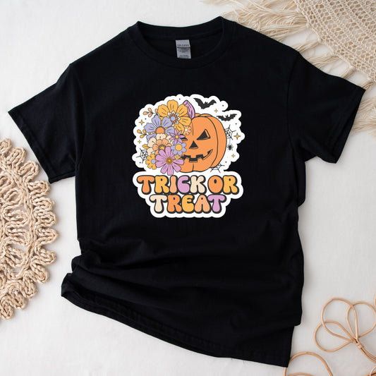 SWEATSHIRT or T-SHIRT-  HALLOWEEN - trick or treat (  black , vinyl print )